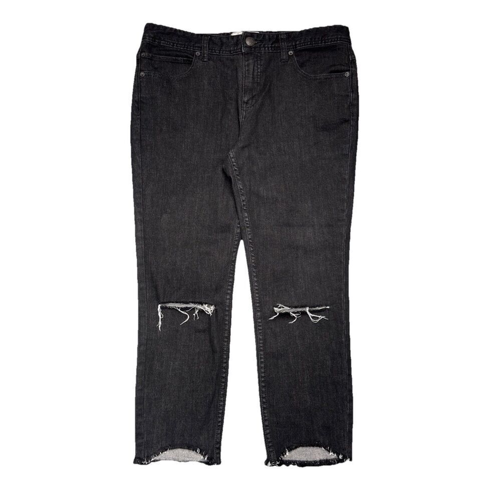Free People Cropped Jeans 31 (33x24.5) Black Distressed Fray Hem Capri Womens